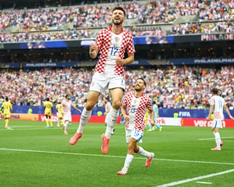 Petar Sucic scores a brilliant opening goal for Croatia in Philadelphia!