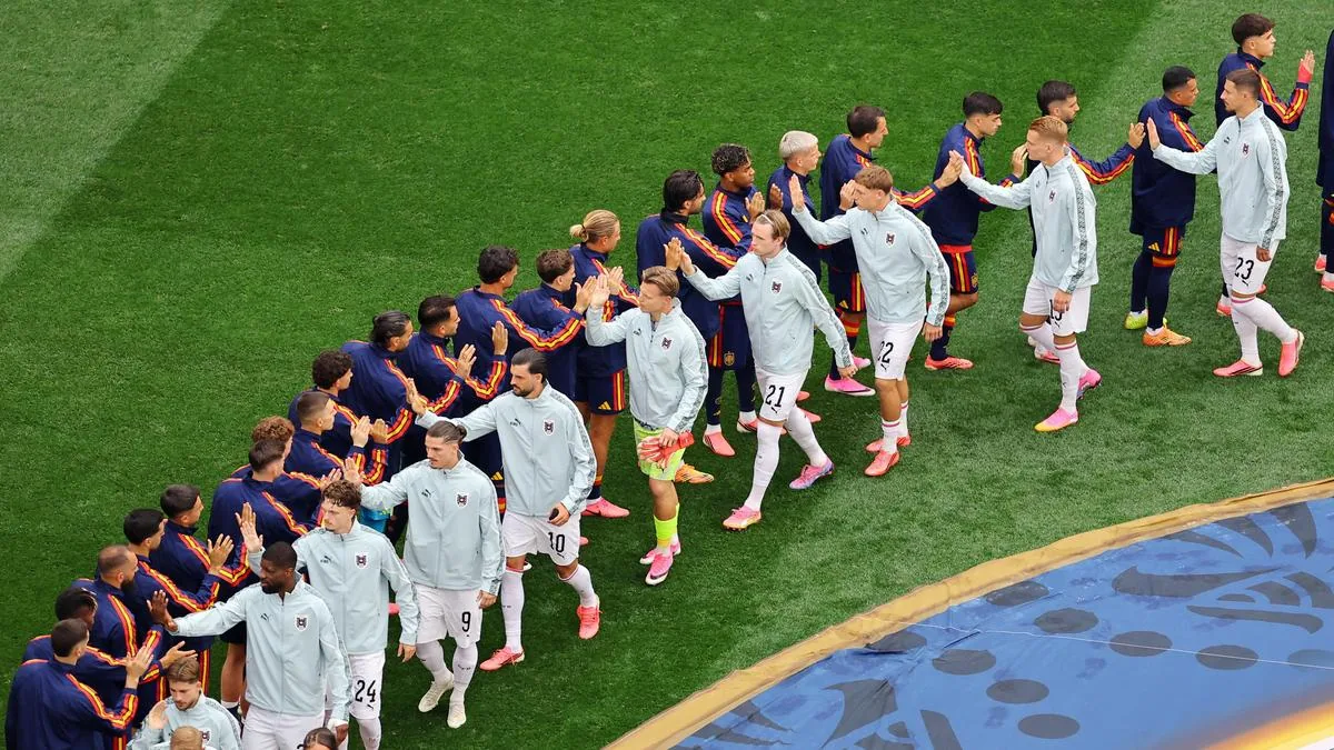 Spain v Austria: World Cup 2026 last 32 – live