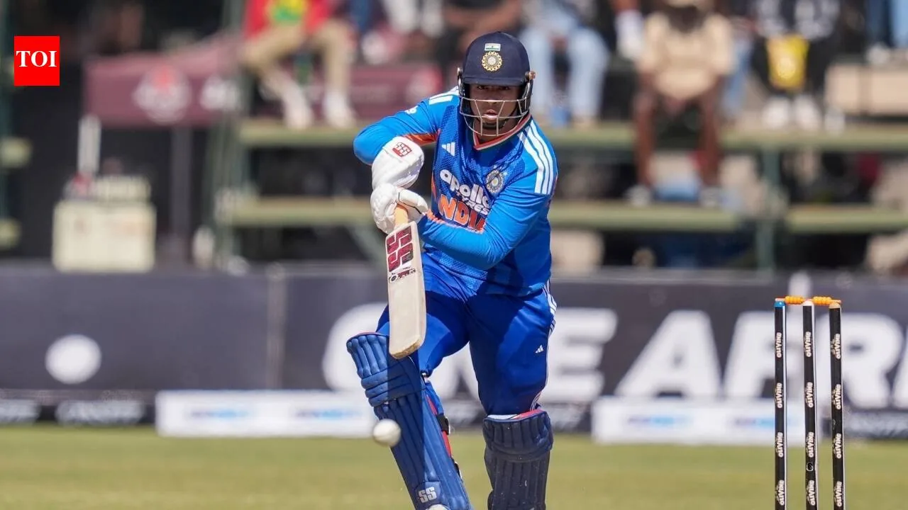 India turn the page with emphatic Zimbabwe sweep