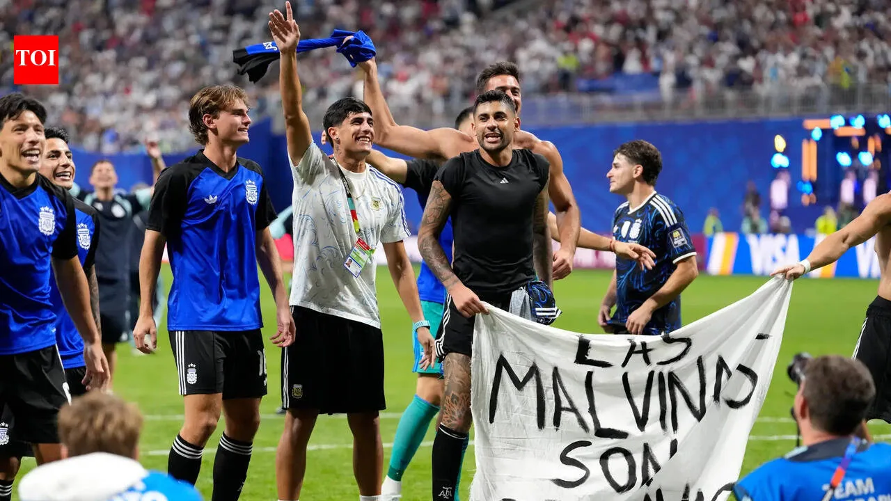 White House sends clear message after calls for FIFA to punish Argentina players over Falklands banner